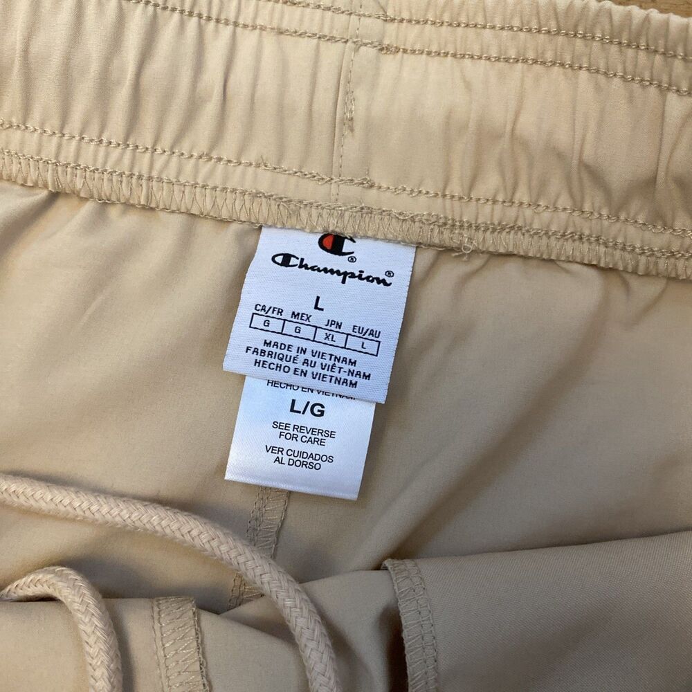 Champion Shorts Men’s Size Large Western Beige Cargo Zip Pocket Drawstring Elast - Picture 5 of 8